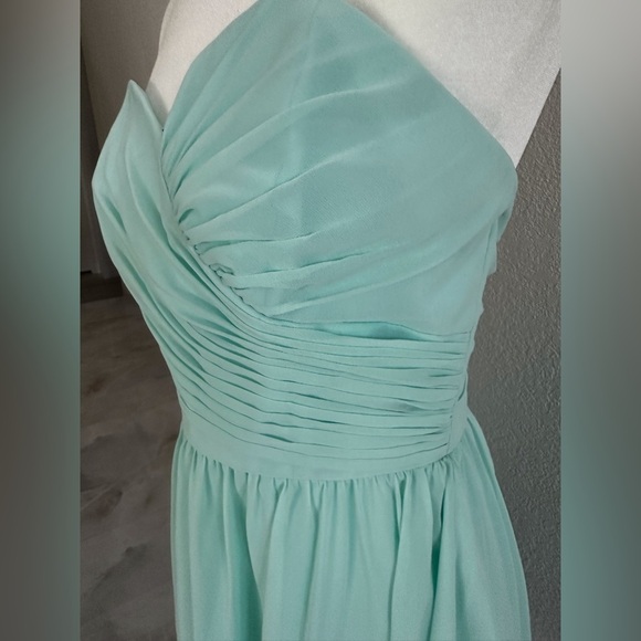 Alfred Angelo Green One-Shoulder Ruched Wedding Guest Dress - Picture 3 of 5